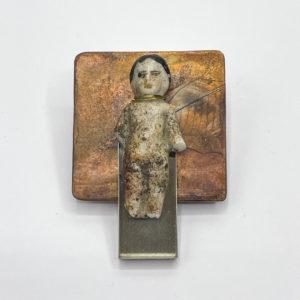Kirsten Sonne doll brooch