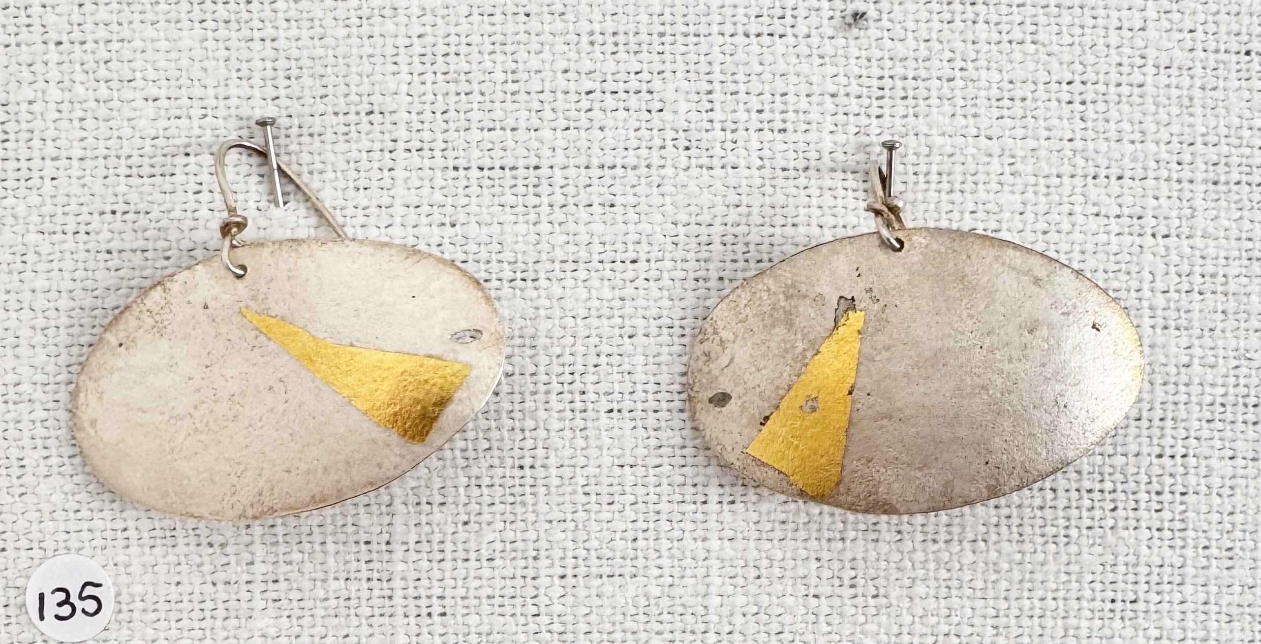 Syann van Niftrik: Floating Keumbu Dart Oval Earrings
